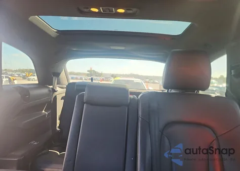 2015 Audi Q7 Prestige z USA, uszkodzony, nr VIN WA1DGAFE9FD021172